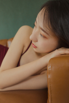 体育生爽擼又大又粗的雞巴游戏